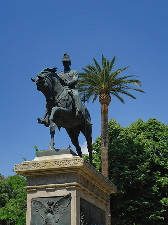 Fotos Statue von Carlo Alberto