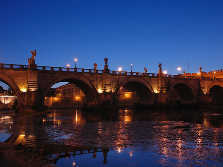 Engelsbrücke Fotos